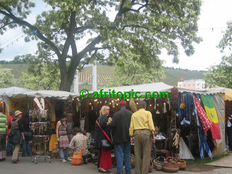 ../Images/afw2006d 276.jpg